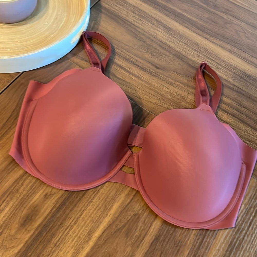 Warners No Side Effects underwire lightly lined t-shirt bra 38DD wine